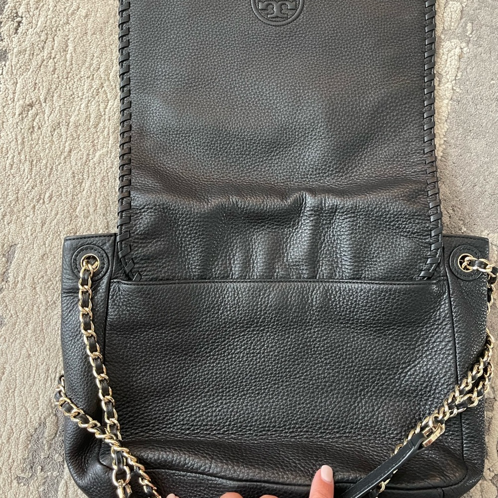 Large Tory burch whipstitch purse - Picture 5 of 7